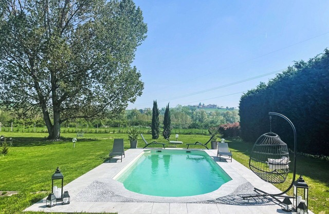 Nice apartment for 4 guests with pool, WIFI, TV and patio