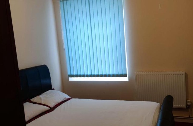 Nice Double Bedroom at Streatham Place