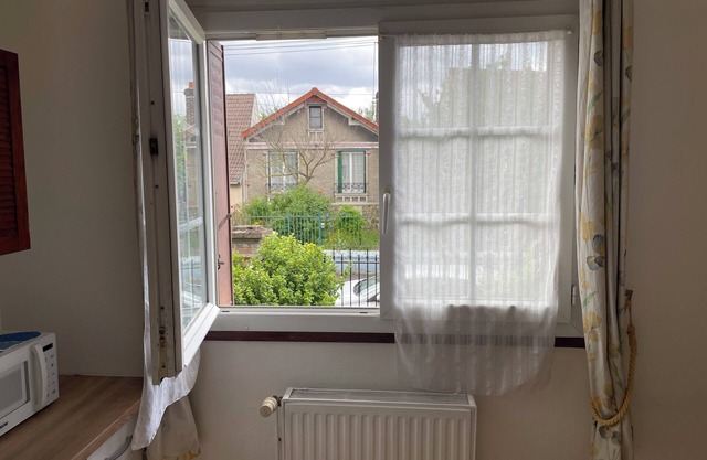 Nice furnished T2 near RER B and Stade de France