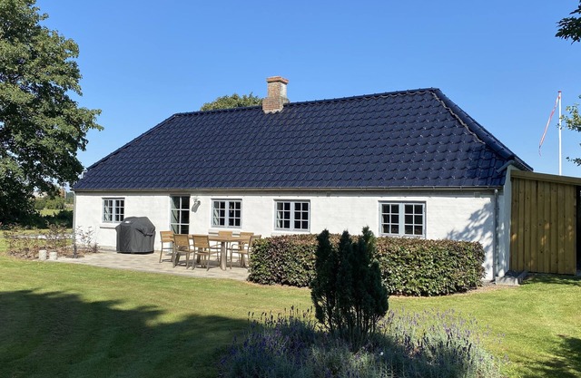 Nice holiday home near Ribe, Rømø and Legoland, Billund