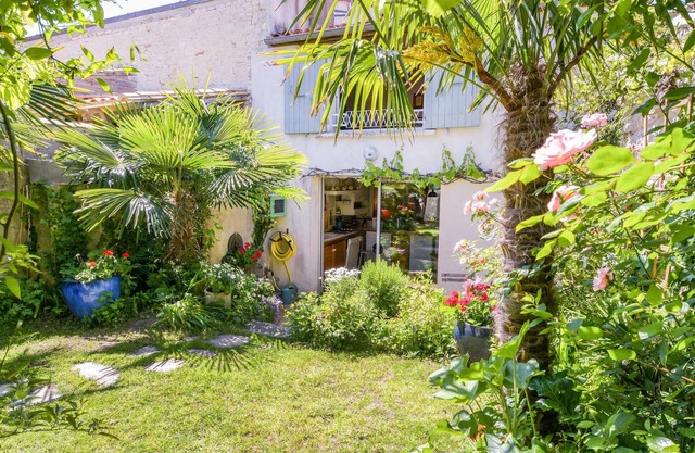 Nice home in Saint-Martin-de-Ré