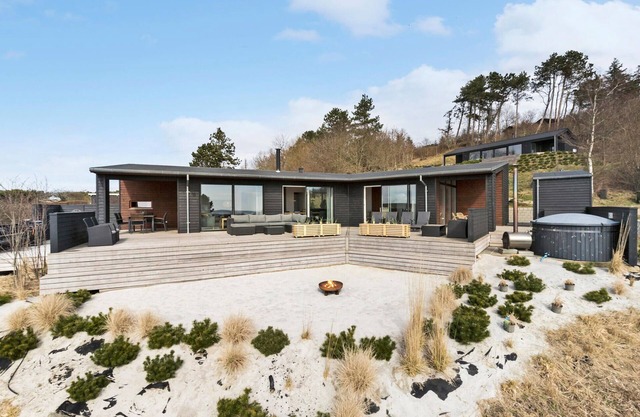Nice home in Knebel with sauna