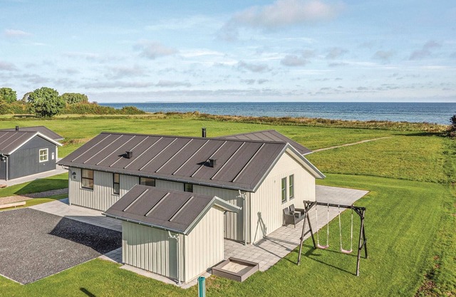 Nice home in Nordborg with sauna