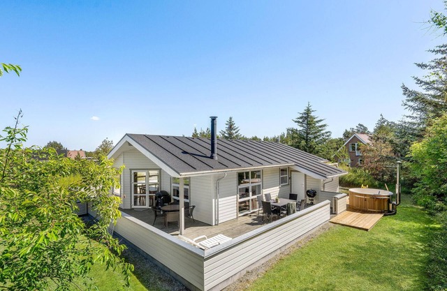 Nice home in Thisted with sauna