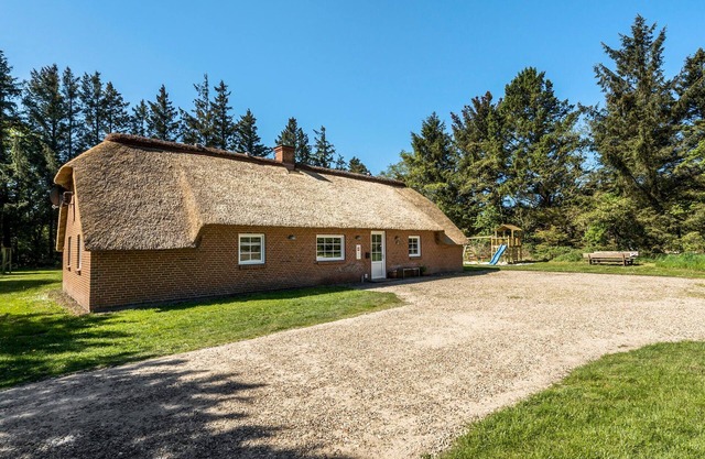 Nice home in Ulfborg with sauna