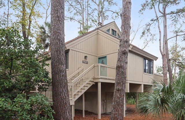 Night Heron 62- 3 bedroom 2 bath Cottage with Lagoon views