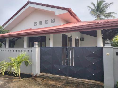 Nindana Holiday Home