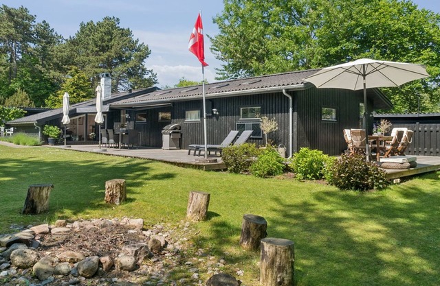 "Nnykka" - 950m from the sea by Interhome