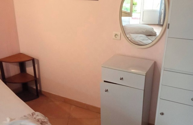 No luxury accommodation For two people