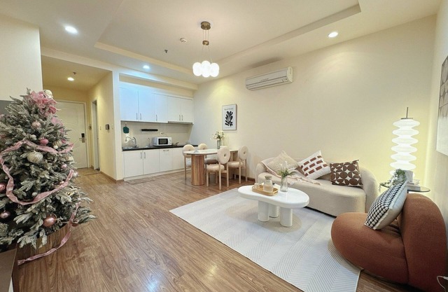-No service fee neededn-Located in luxury centre of Ha Noi