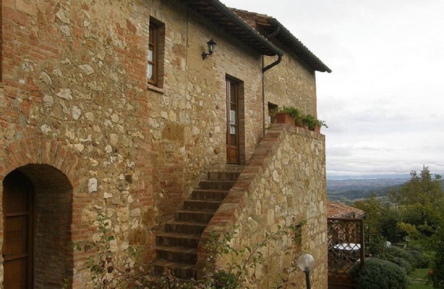 NOBLE FARM HOLIDAY APARTMENT