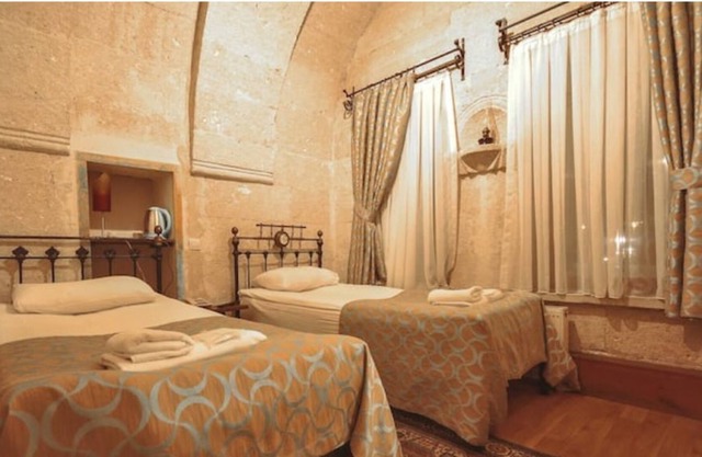 Nomads - Traditional Arch Stone room at the center