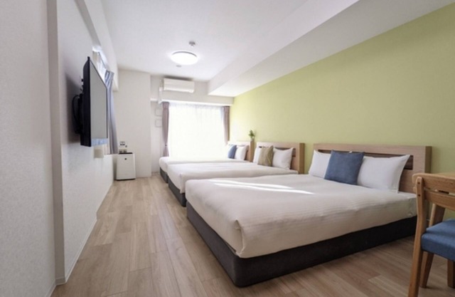 Nonsmoking Deluxe triple room 20 OFF for a li/Osaka Ōsaka