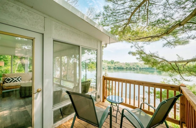 Nordic Lake Retreat w/Chef's Kitchen, Coffee Bar, Arcade & Dock