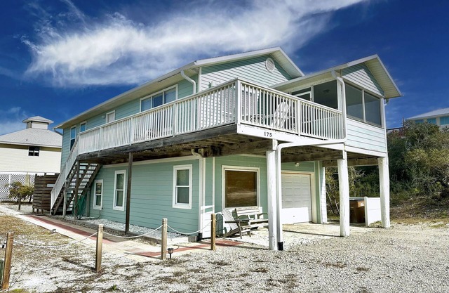 North Cape San Blas, budget friendly, pets welcome, beach gear included.