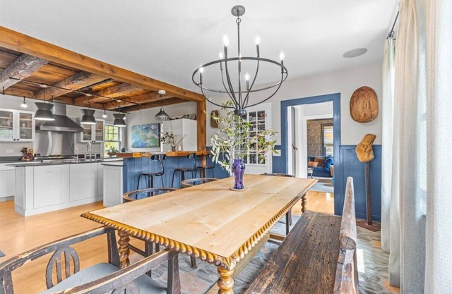 North Slope Haus - Modern 3BR, Hot Tub, Gym & Bar