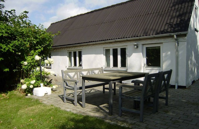 Northern Mors. Cozy year-round holiday home. Close to Ejerslev Harbour. Wi-fi.