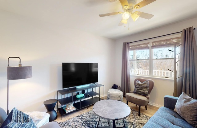 Northside condo near the beach with private balcony, full kitchen, AC, & W/D