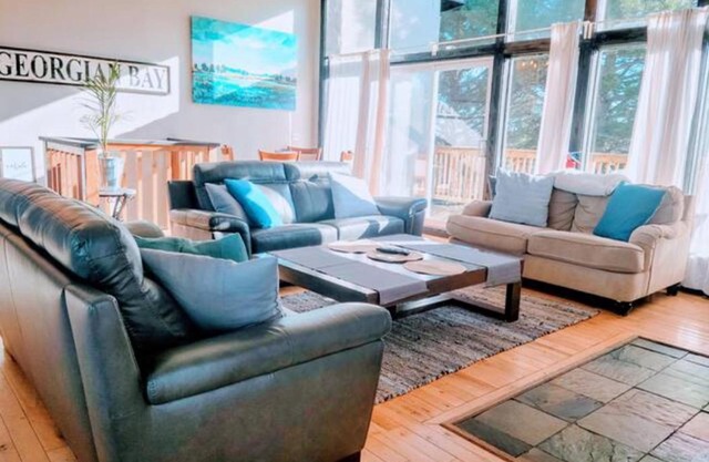 Northview-Blue Mountain-Sauna-Firepit-Balcony-Parking