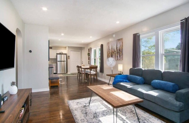 Notre Dame Get Away | 3-Bedrooms, Foosball, WiFi, Games