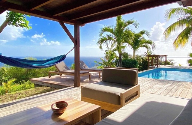 NOUVEAU Villa Caraïbe standing piscine vue mer