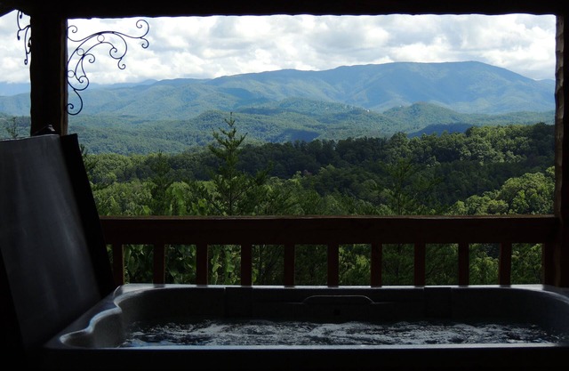Now Avail Oct 12-17 Stairway to Heaven, Secluded, Elegant, Breathtaking Views!