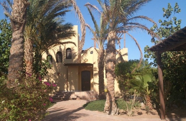 Nubian Style Villa With Swimming Pool Between Lagoons