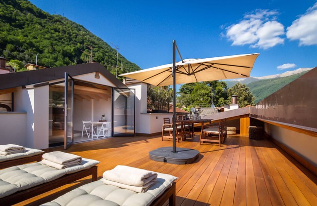 NUMERO 6 - A house with a view - Lake Como, Italy.