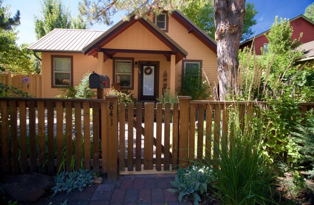 NW Federal | 2 Bed, 2 Bath
