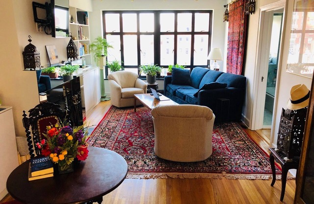 NYC 2 BR 2 BA Apt A/C Upper East Side