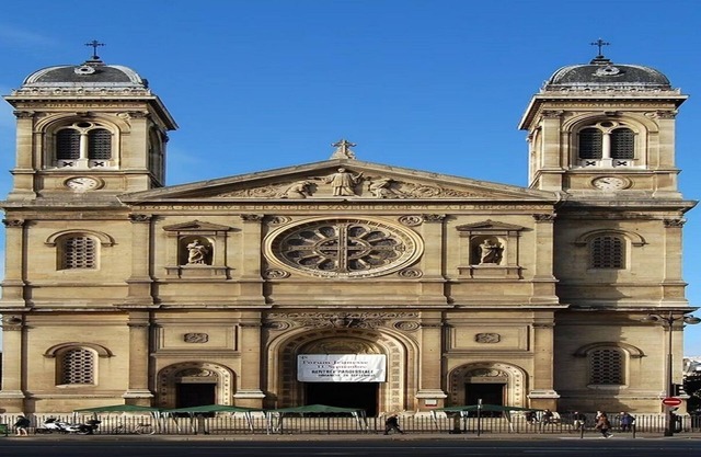 NYU PARIS- LA NOTRE DAME/LATIIN QUARTIER