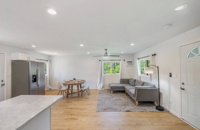 Oahu 2BR - AC, WiFi + Near North Shore, Surf&Hikes