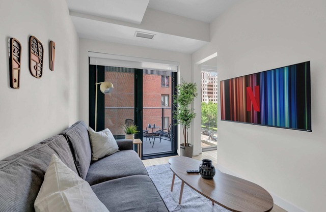 Oak & Gold Retreat DT | Lux River Walks