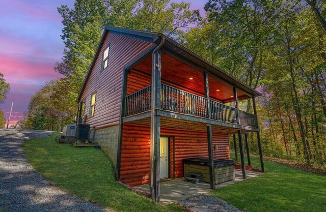 Oak Ridge Preserve | Hocking Hills