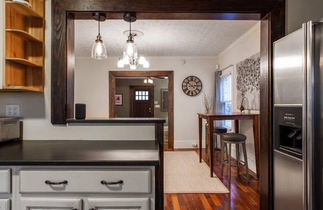 Oakhurst Decatur Bungalow - Close to Eveything in Atlanta