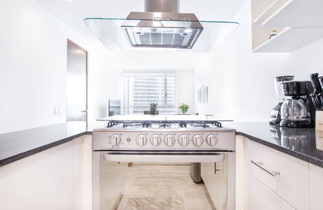 Oasis Downtown | Polanco 2BR Apt Luxury Amenities
