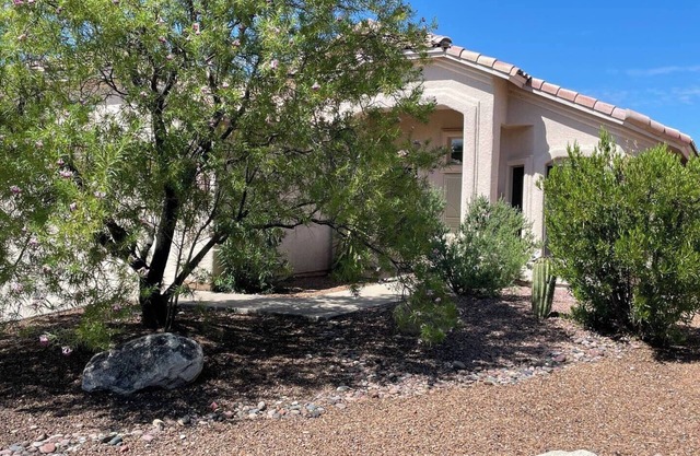 Oasis House near the beautiful Catalina foothills in Tucson