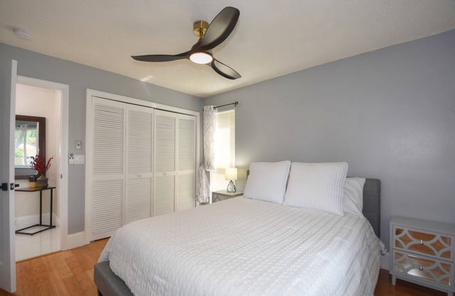 Oasis with Enclosed Heated Pool in Coral Springs