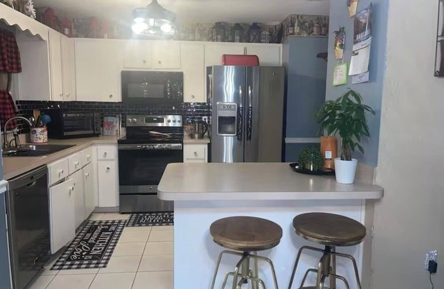 Ocala’s Family Place - 3-bedroom house in fabulous Horse Capital Ocala with AC