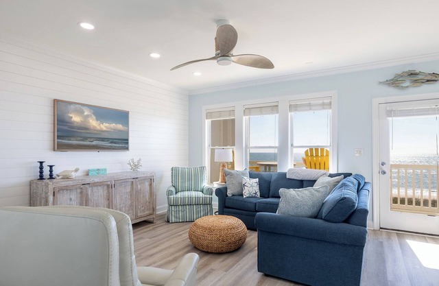 Ocean Club F204, Oceanfront Condo in Indian Beach, NC!