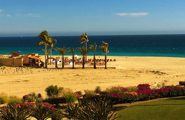 Ocean Front Two Bedroom W/Spectacular View Plus Free Parking & wifi