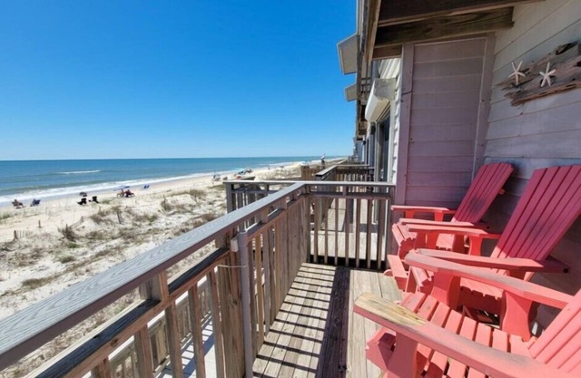 Ocean Mile I-4, Beach Front, Swimming Pool, Free Beach Gear!