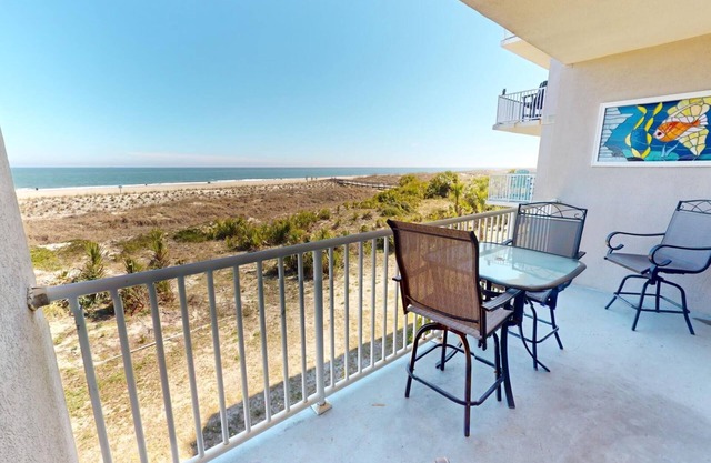 Ocean Song 323 | Incredible View, Two Pools