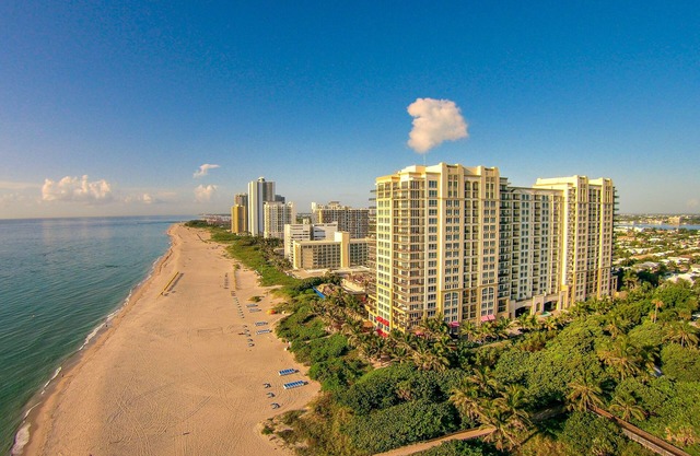 Ocean View 1/1 25% Off in Palm Beach Resort and Spa on Singer Island
