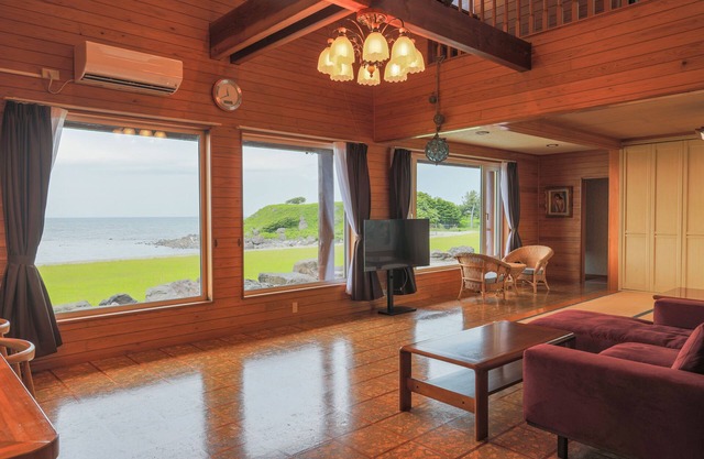 Ocean view Akita sunset/sea view villa St. Kilda for rent