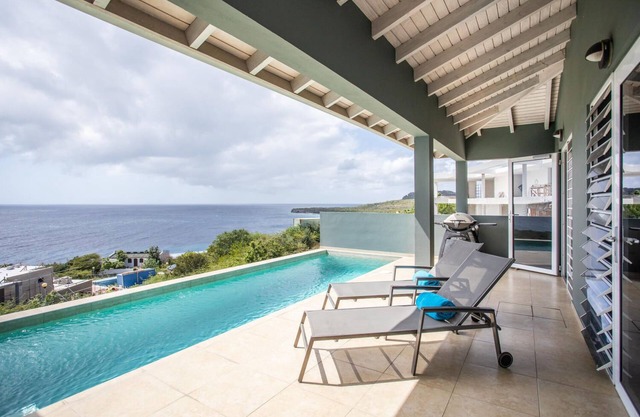 Ocean view villa with amazing view.