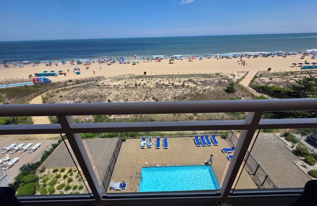 OCEANFRONT! 29th St 2BR/2BA Condo, Steps To Boardwalk