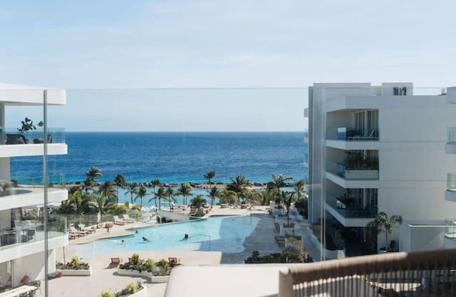 Oceanfront 3BR Top-Floor Suite by Bocobay