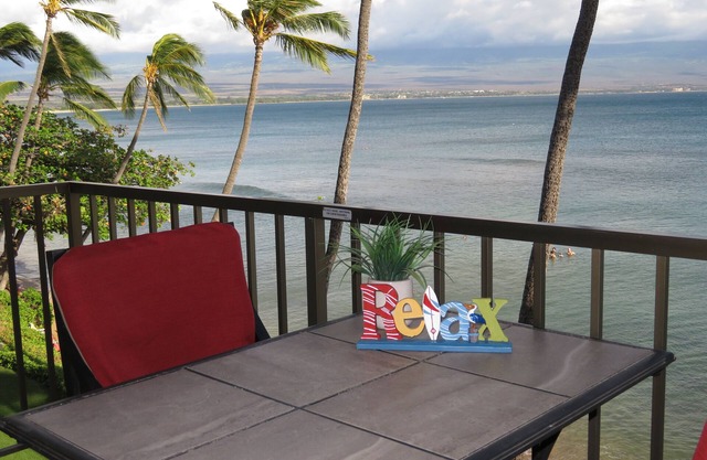 Oceanfront Affordable Luxury ~ 2 Bed/Bath En Suite Style ~ Top Floor
