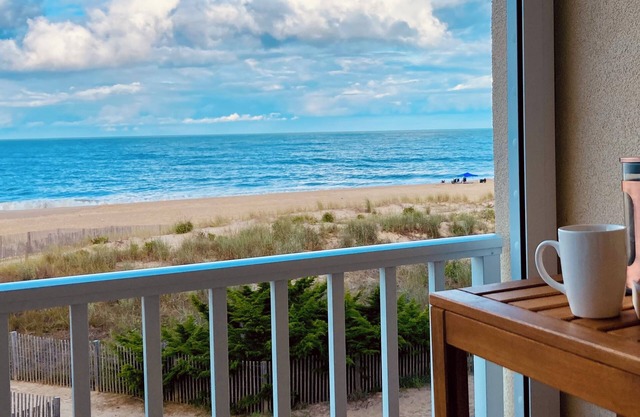 Oceanfront condo in North OC with amazing views!